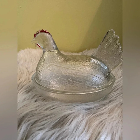 Vintage Indiana Glass Hen On Nest Clear Glass With Red Cone - Picture 6 of 6